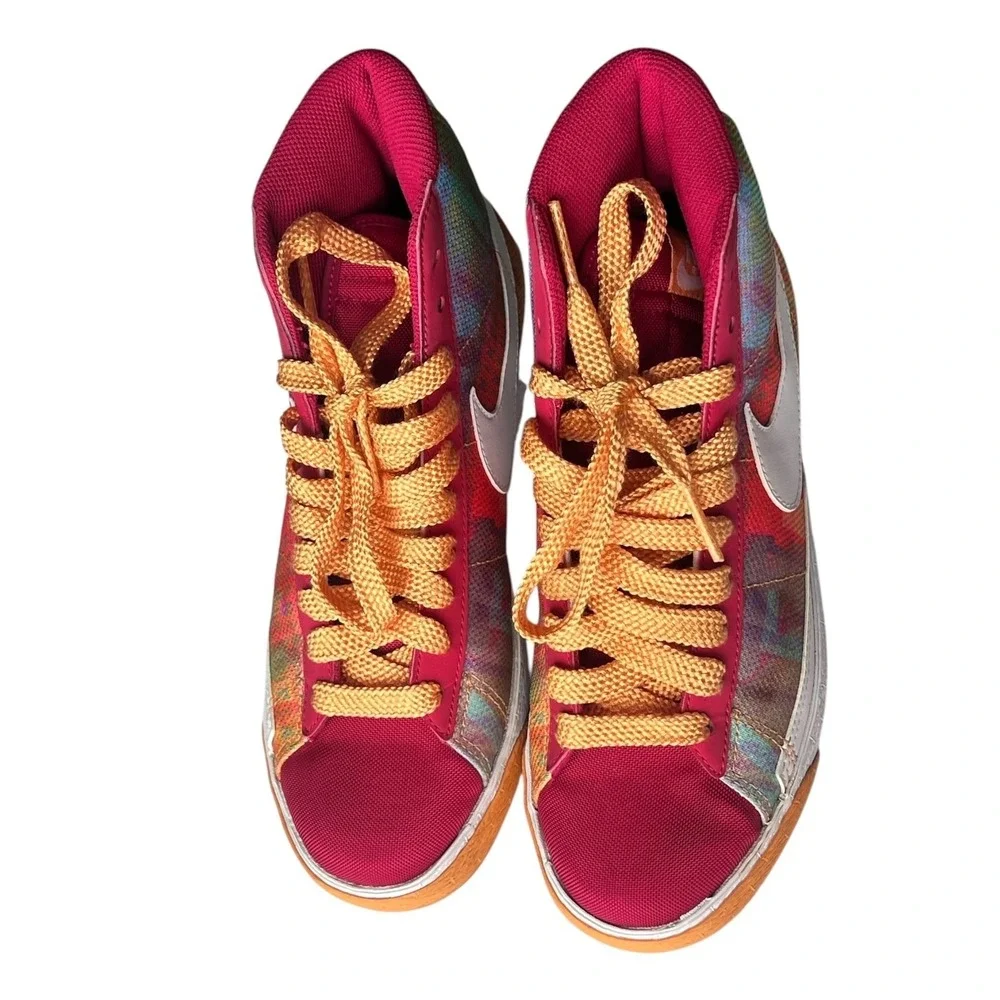 Vintage 2009 Nike Dunk High Premium Women's 7 Iridescent Multicolor Sneakers‎